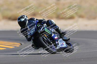 media/Oct-08-2022-SoCal Trackdays (Sat) [[1fc3beec89]]/Turn 16 (125pm)/